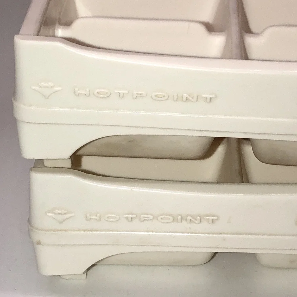2 Hotpoint Easy Release Ice Cube Trays Pair Set Mid-century Vintage